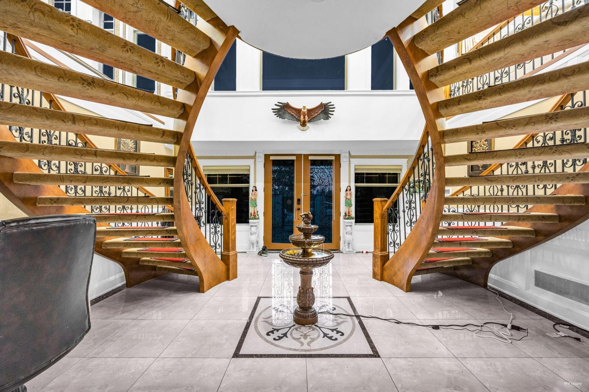 סארי Empress Palace Hotel מראה חיצוני תמונה